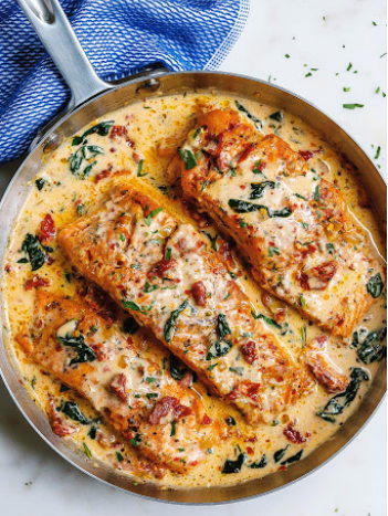 CREAMY GARLIC TUSCAN SALMON